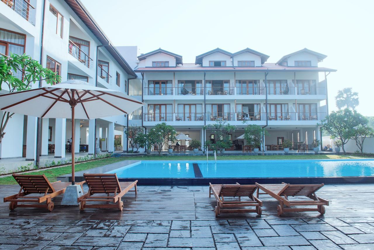 Cardamon Hotel Nilaveli Bagian luar foto